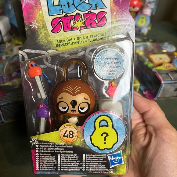 BIG LOT OF 17 LOCK STARS TOY - Picture 14 of 16